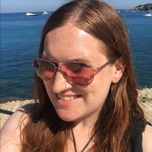 Meet your Posher, Brit